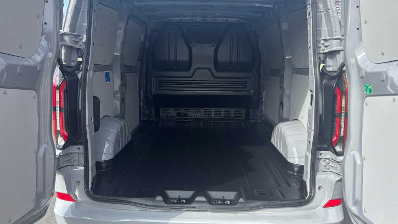 Ford Transit Custom E-320 L1 Rwd 100kW 65kWh H1 Van Limited Auto